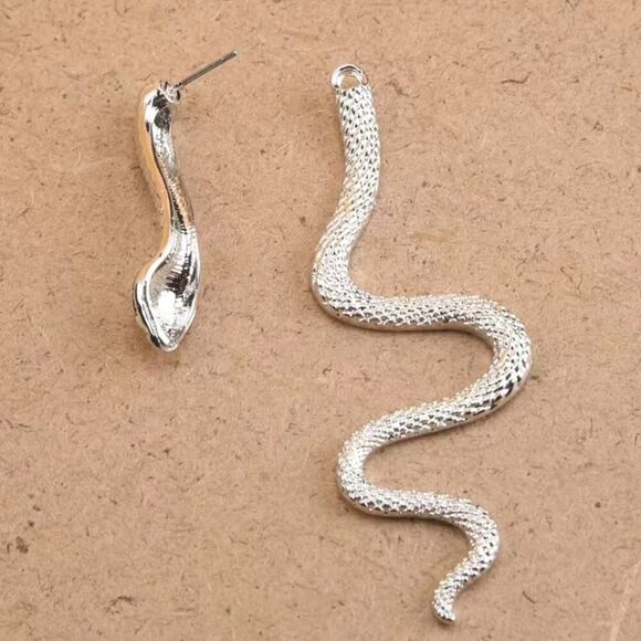 Unique Statement Dangle Earrings With Snake Design - Picture 4 of 5